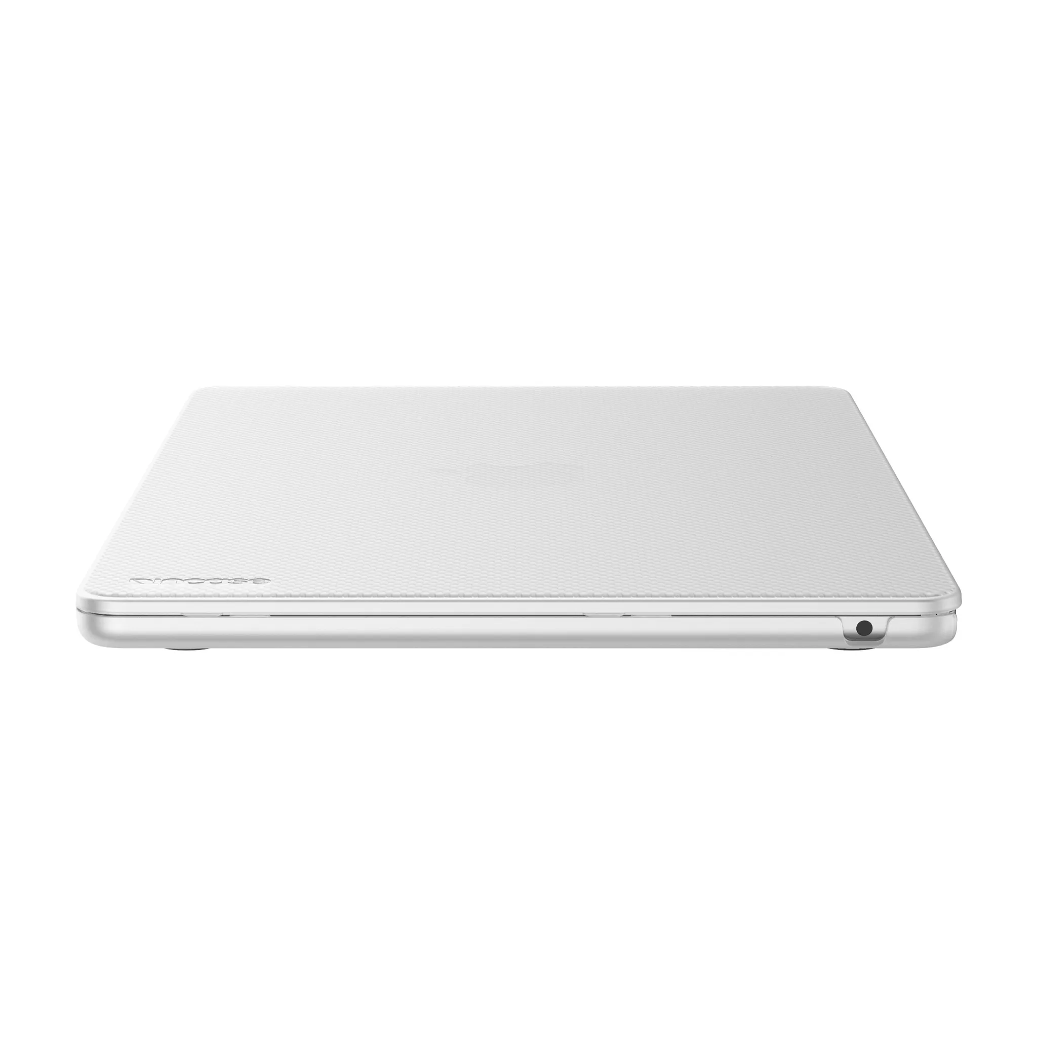 เคส Incase รุ่น Hardshell Case Dots - MacBook Air 13" (M2/2022) - สี Clear