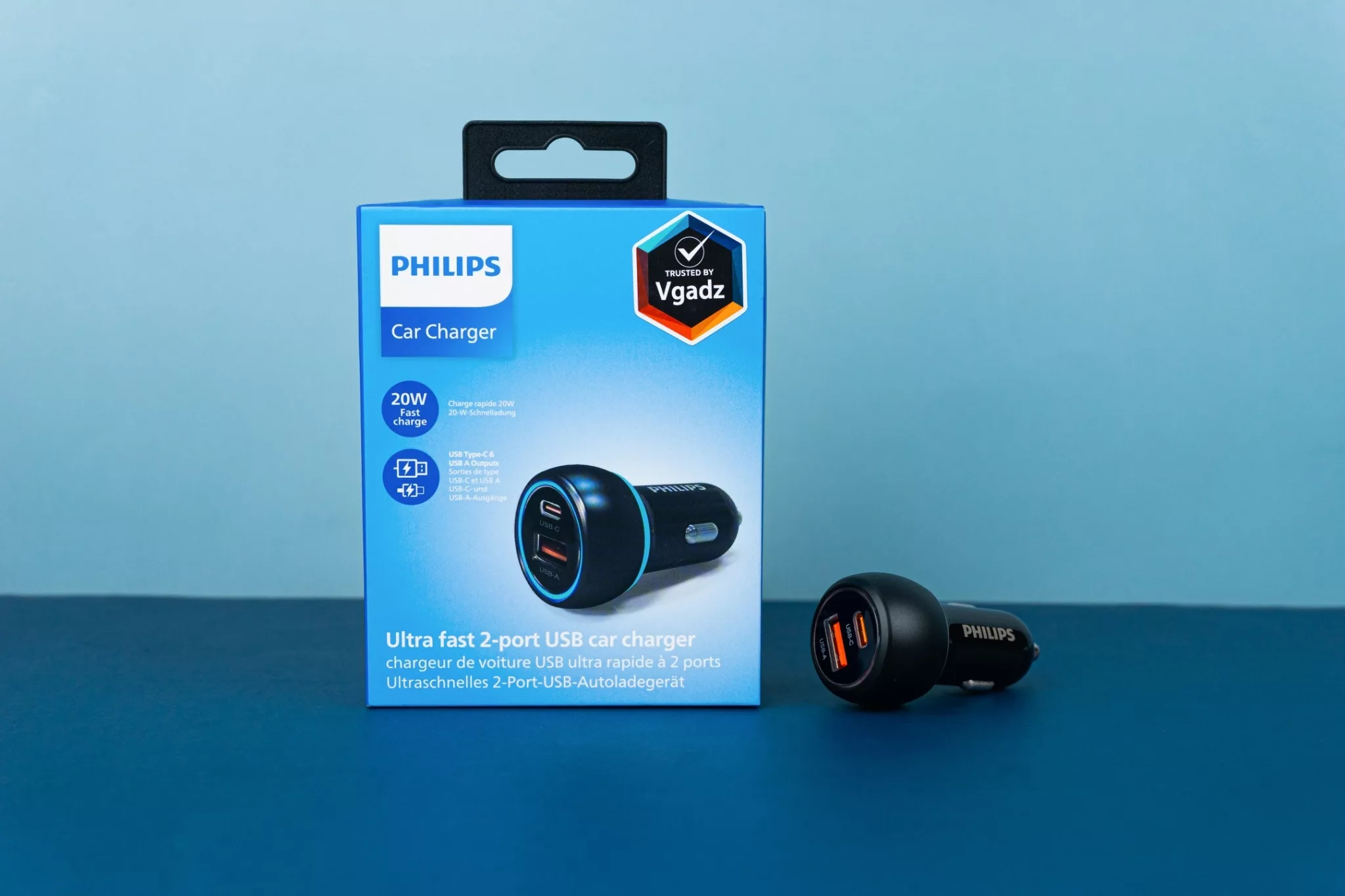 Philips รุ่น PD38W Car Charger Dual Port ที่ชาร์จในรถยนต์ - สี Black