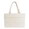 Sympl รุ่น Vergara Tote - กระเป๋า - สี Cream