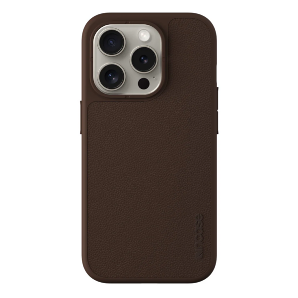 Incase รุ่น Icon with MagSafe - เคส iPhone 15 Pro - สี Brown Pebbled Leather