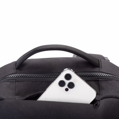 Incase รุ่น Campus Compact Backpack - กระเป๋าเป้สะพายหลัง - สี Carbon - Image 10