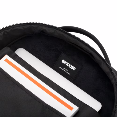 Incase รุ่น Campus Compact Backpack - กระเป๋าเป้สะพายหลัง - สี Carbon - Image 13