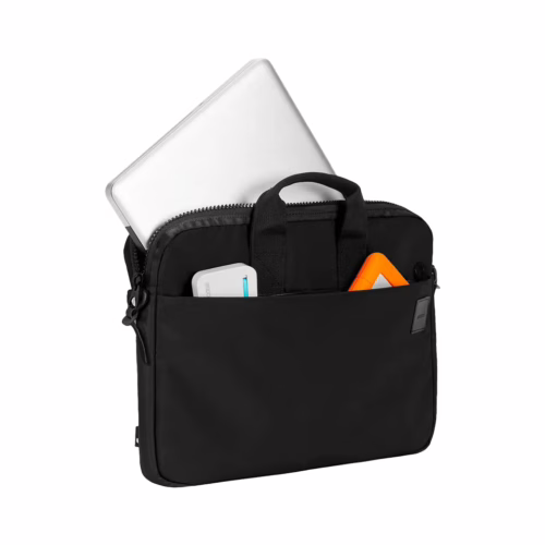 Incase รุ่น Compass Brief 13" with Flight Nylon - กระเป๋าโน๊ตบุ๊ค Macbook Pro 14" - สี Black - Image 4