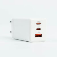 Philips หัวชาร์จ รุ่น PD65W อะแดปเตอร์ 3 พอร์ต ชาร์จไว PD QC 3.0 GaN - สี White