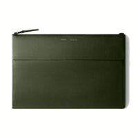 GRAMS(28) รุ่น 118 Leather Folio - ซองใส่ MacBook Air 15” / MacBook Pro 15" / MacBook Pro 16” - สี Nappa Olive