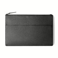 GRAMS(28) รุ่น 118 Leather Folio - ซองใส่ MacBook Air 15” / MacBook Pro 15" / MacBook Pro 16” - สี Pebbled Black