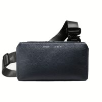 GRAMS(28) รุ่น 157 Essential Sling (Pebbled Leather) - กระเป๋า - สี Navy Blue