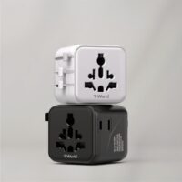 Momax หัวแปลงปลั๊กไฟ รุ่น 1‑World AC 2 ช่อง พร้อมระบบกันไฟ รองรับสูงสุด 2500W - สี White